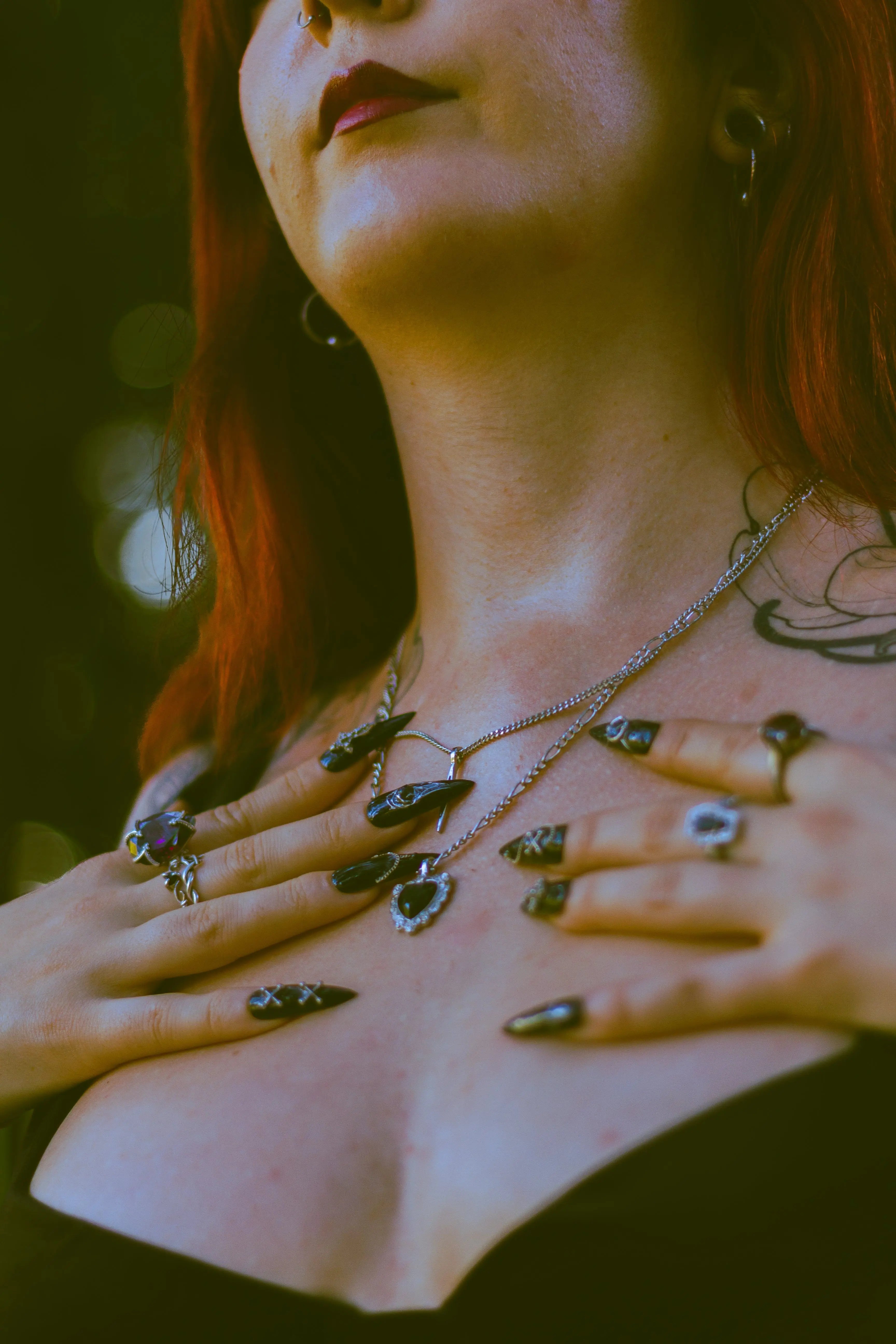 Dark-Allure Slay tes Nails