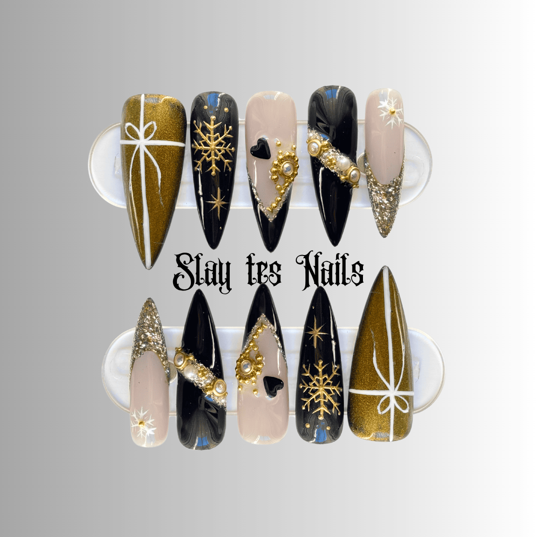 Dark Noël - Gold - Set de 10 Press-on nails