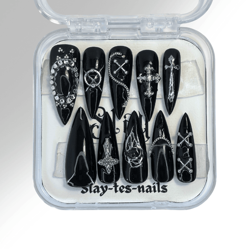 Black Jewel stiletto - Set de 10 press on nails Slay tes Nails