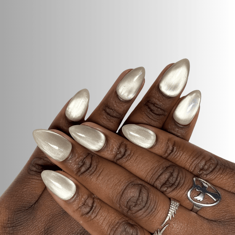 Cat eyes nude - Set de 10 press on nails