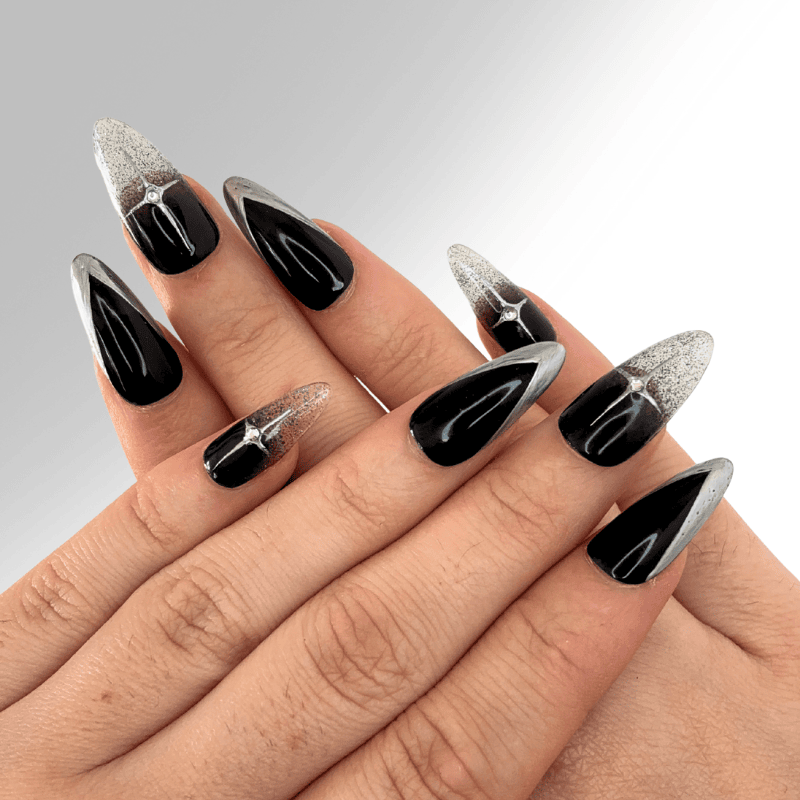 Noire éclipse - Set de 10 press on nails Slay tes Nails