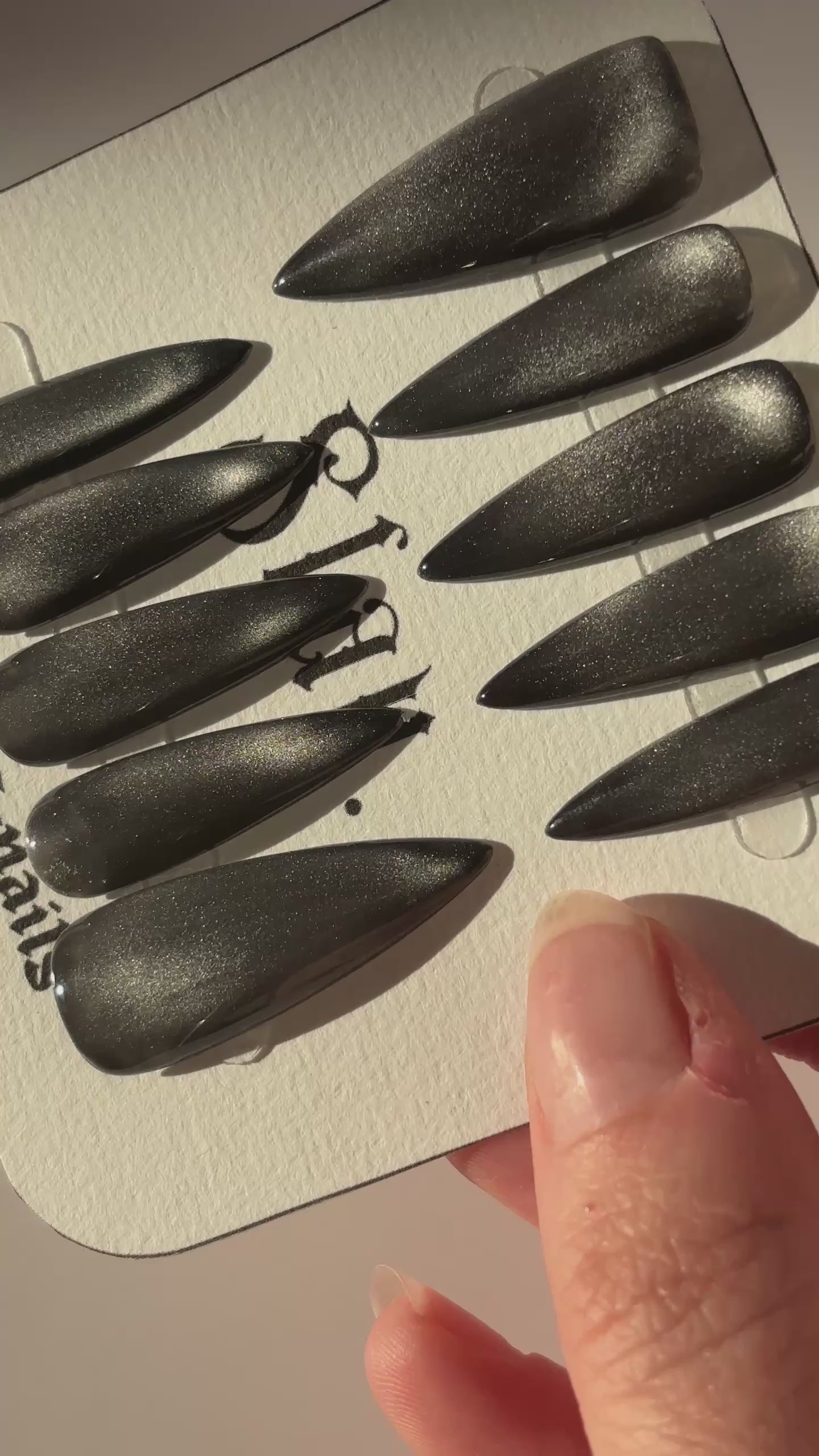 Cat eyes Argent - Set de 10 Press-on Nails